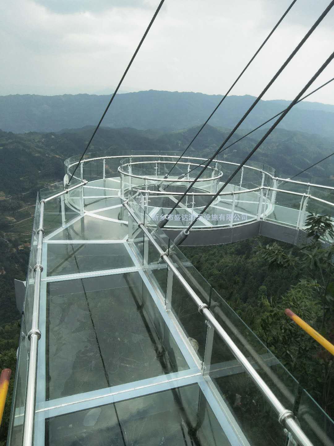 湖南怀化穿岩山玻璃观景台，完美亮相