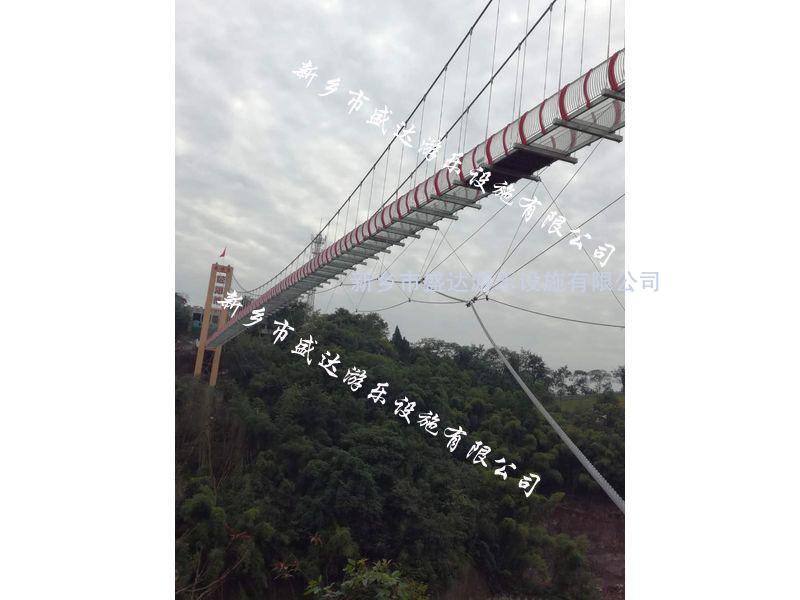 四川成都乐山犍为县花果溪玻璃吊桥完美亮相